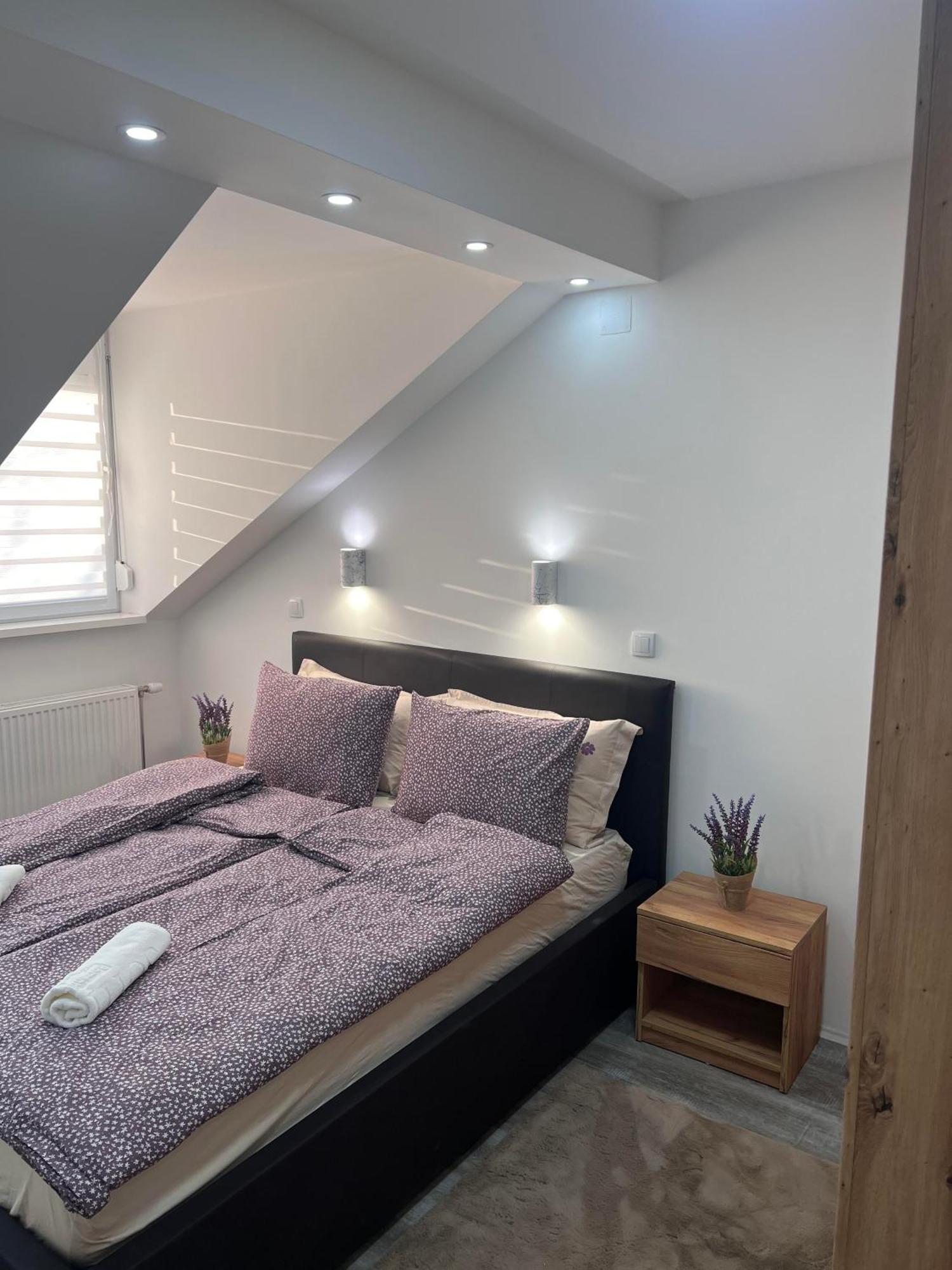 Guest House Lila ซอมโบร์ ภายนอก รูปภาพ