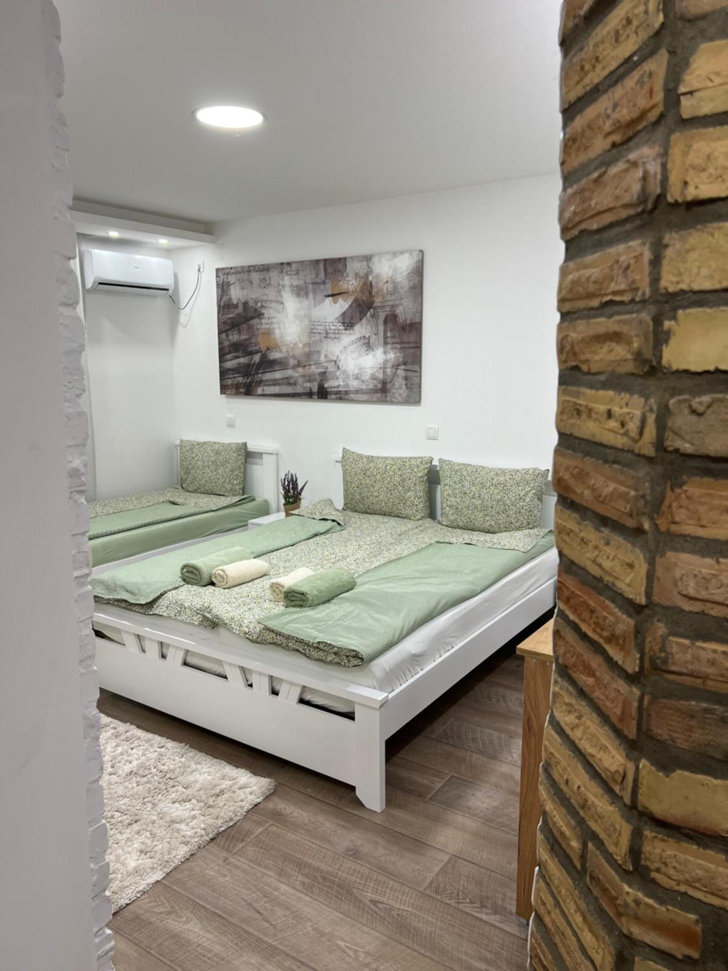 Guest House Lila ซอมโบร์ ภายนอก รูปภาพ